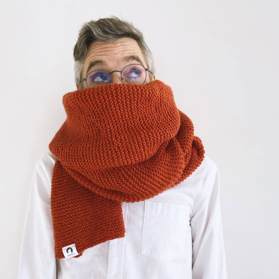 Handgestrickter XXL-Schal in rostrot Fimbul - ein echtes Slow Fashion Unikat